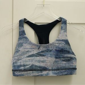 Lululemon Invigorate Racerback Sports Bra Size 6